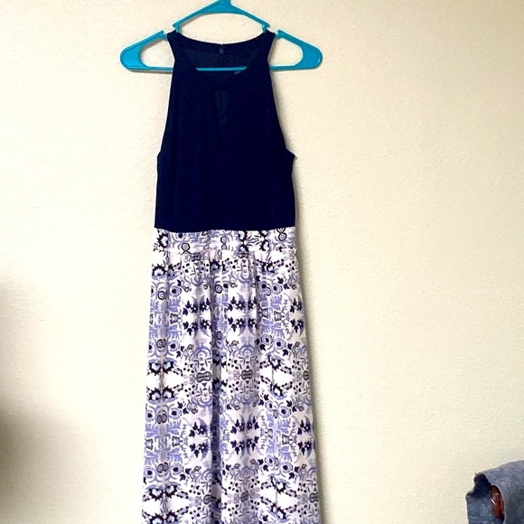 Vince Camuto Cut Out Halter Maxi Dress Size 8 - Picture 2 of 8